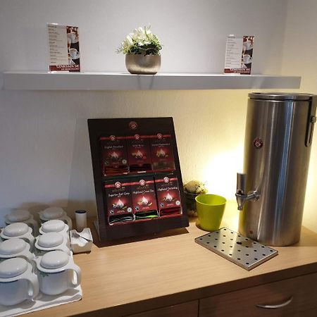 Hellmanns Hotel Bremers Bauerndiele Wiefelstede Ngoại thất bức ảnh